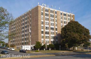 Main picture of Valmont Towers