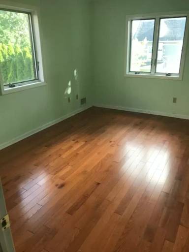 Main picture of 111 Pelhamdale Ave