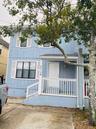 Main picture of 6613 Beach Dr
