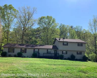 Main picture of 1611 Drakes Dr