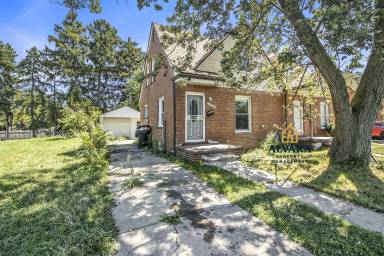 Main picture of 12934 Hayes St