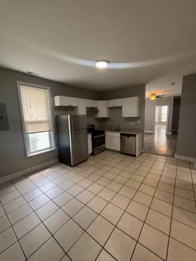 Main picture of 7311 S Dorchester Ave