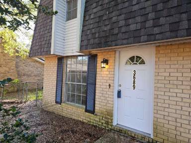 Main picture of 3689 E Olive Rd