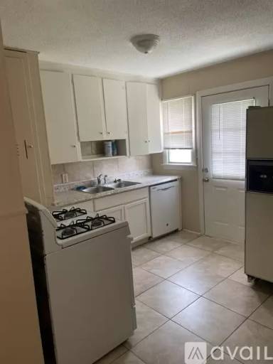 Main picture of 2118 Amarillo St