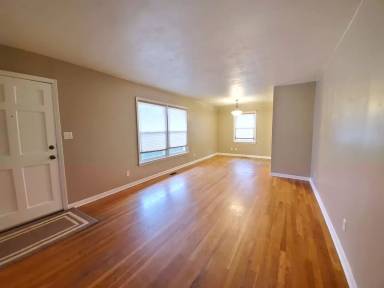 Main picture of 713 Glensford Dr