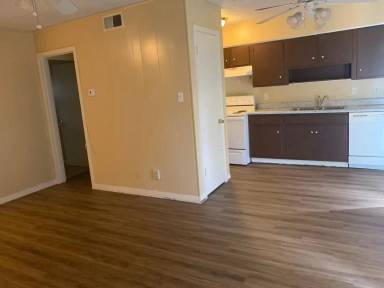 Main picture of 4608 Bennett Ave