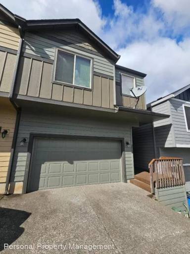 Main picture of 2304 NE 130th Ave
