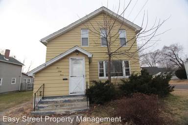 Main picture of 563 11th Ave S