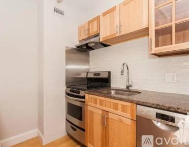 Main picture of Wellington Place Apartments