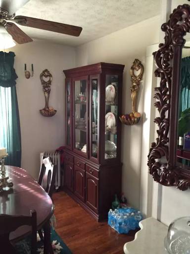 Main picture of 2209 Marion St