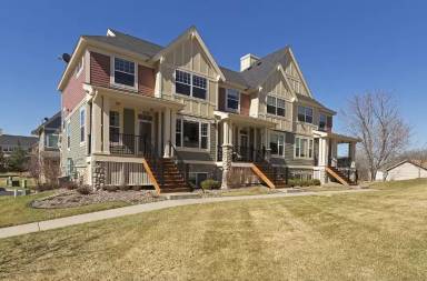 Main picture of 15528 Dunhill Ln