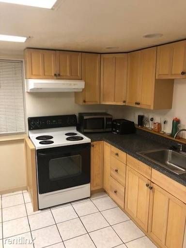 Main picture of 7400 Malvern Ave