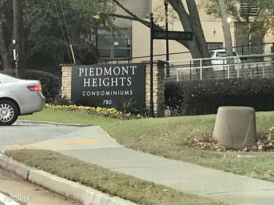Main picture of 610 Summit North Dr NE
