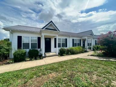 Main picture of 345 Kelly Rd