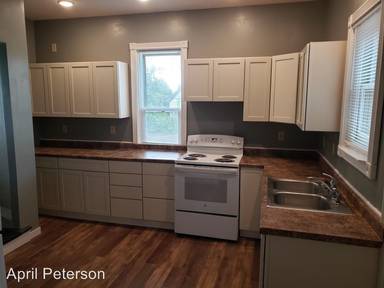 Main picture of 1228 E 3rd St