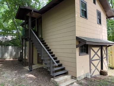 Main picture of 702 9th St