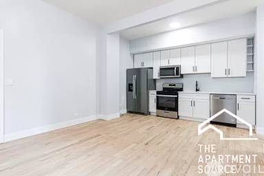 Main picture of 932 N Richmond St