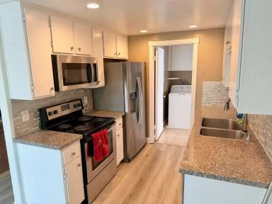 Main picture of 771 Iverson Point Way