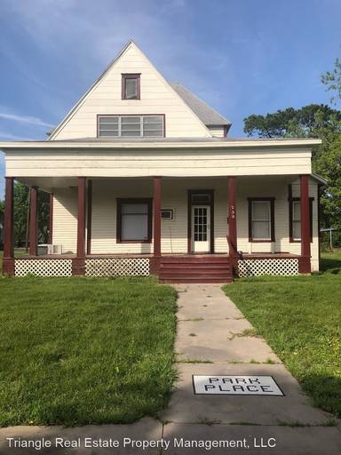 Main picture of 230 El Paso Ave