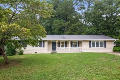 Main picture of 2396 Shire Ct