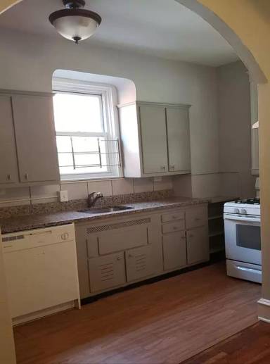 Main picture of 3133 N Calvert St