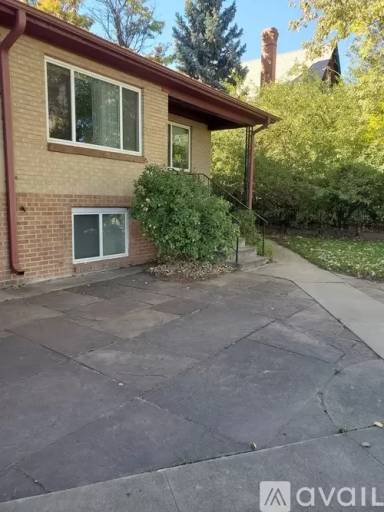 Main picture of 2719 Federal Blvd