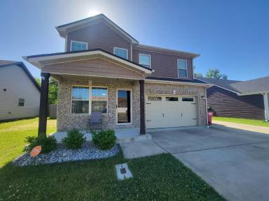Main picture of 703 Jim Brown Dr