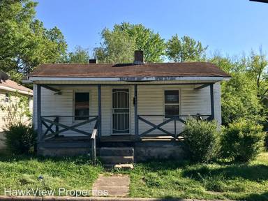 Main picture of 1800 E 10th St