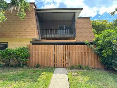 Main picture of 190 Moonstone Ct