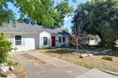 Main picture of 4363 Lisbon St