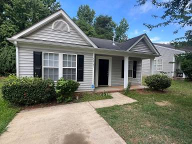 Main picture of 1547 Hollow Maple Dr