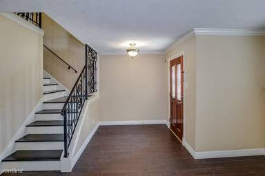 Main picture of 8510 Shallowlake Ct