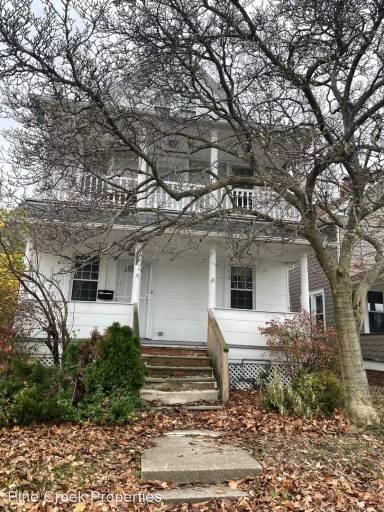 Main picture of 18806 Kewanee Ave