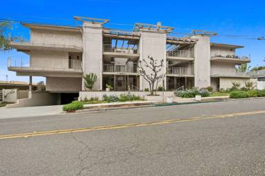 Main picture of 1995 Molino Ave