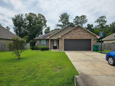 Main picture of 42172 Broadwalk Ave