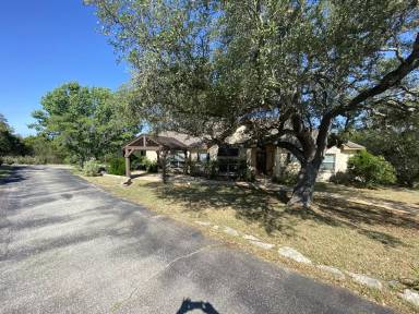 Main picture of 132 Comal Peak