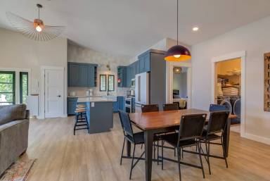 Main picture of 57 Hoyts Ln