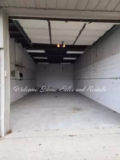 Main picture of 311 W 9th St