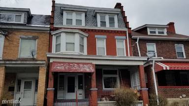 Main picture of 925 Bryn Mawr Rd