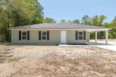 Main picture of 452 SE 42nd St