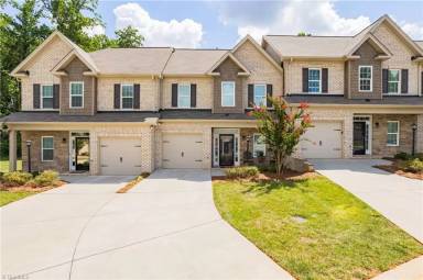 Main picture of 11 Pisgah Forest Cir