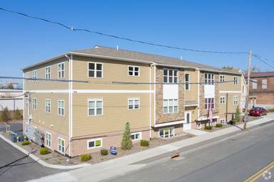 Main picture of 1311 Broadway