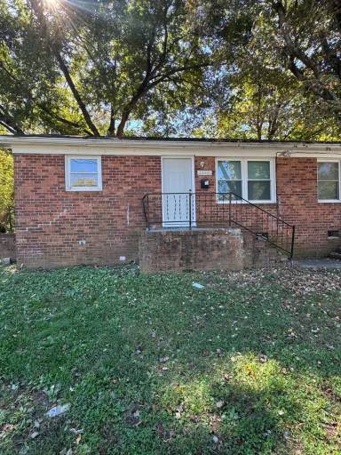 Main picture of 1346 Diggs Blvd