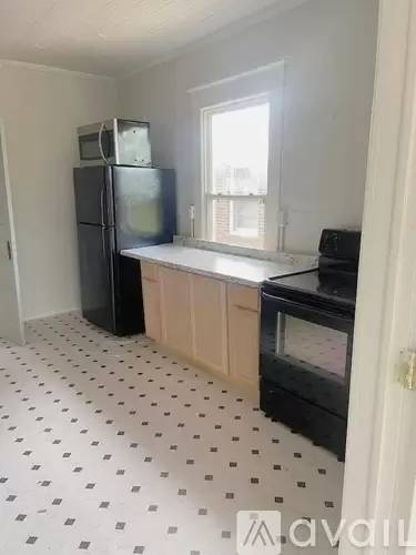 Main picture of 618 Montgomery St