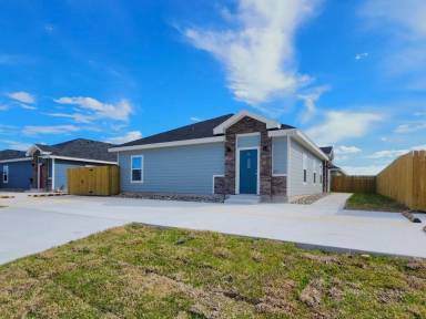 Main picture of 2325 N Valley Cir