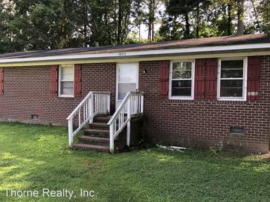 Main picture of 1025 Hazelwood Dr