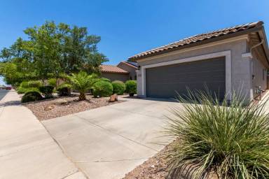 Main picture of 2327 N Pecos Dr
