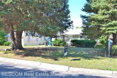 Main picture of 3437 Brinker Ave