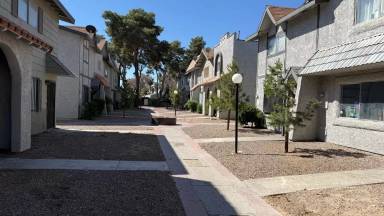 Main picture of 882 Ripple Way