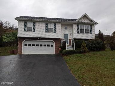 Main picture of 240 New Hope Rd